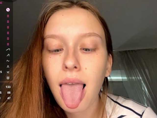 HanaHaeussler live cam on BongaCams