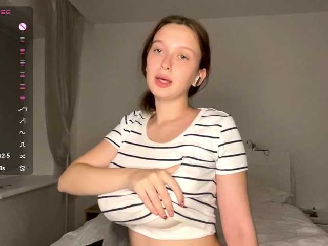 HanaHaeussler live cam on BongaCams