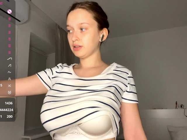 HanaHaeussler live cam on BongaCams
