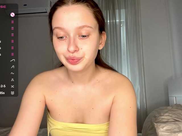 HanaHaeussler live cam on BongaCams
