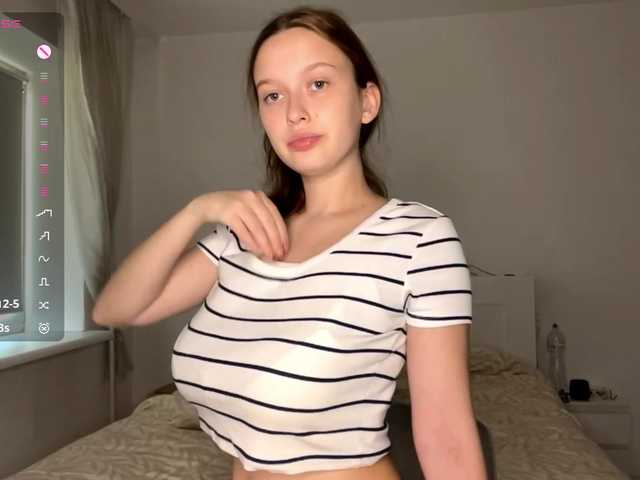 HanaHaeussler live cam on BongaCams