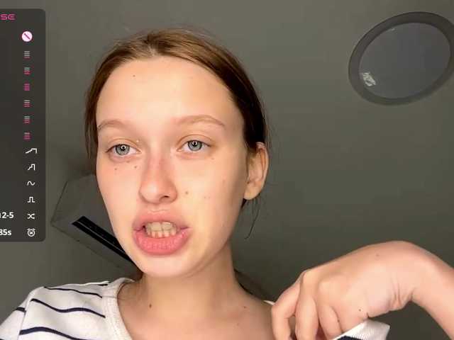 HanaHaeussler live cam on BongaCams