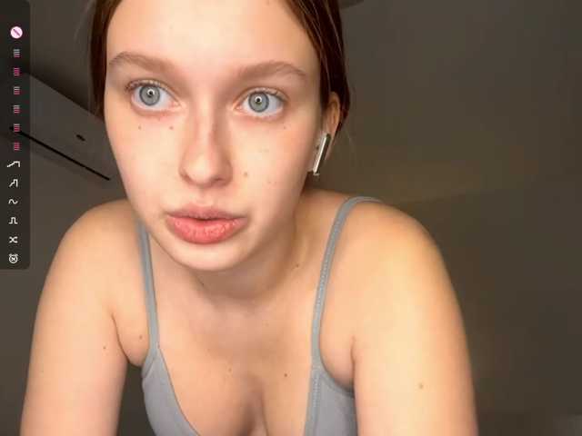 HanaHaeussler live cam on BongaCams