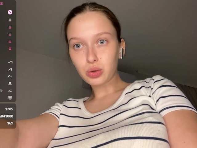 HanaHaeussler live cam on BongaCams