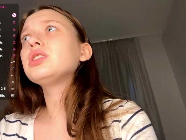 HanaHaeussler live cam