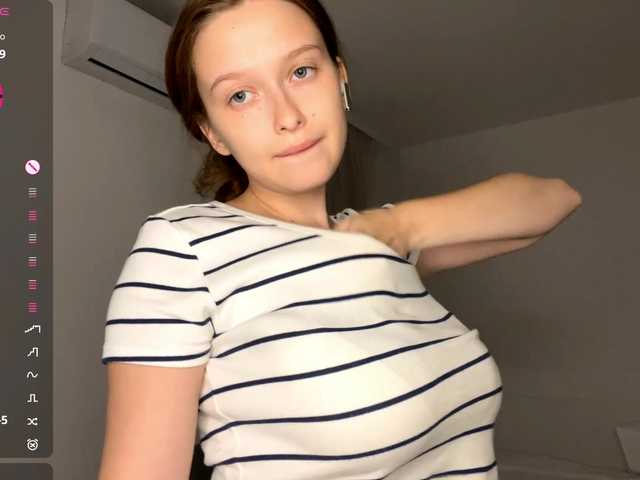 HanaHaeussler live cam on BongaCams