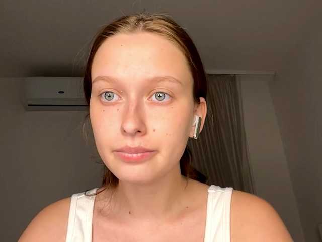 HanaHaeussler live cam on BongaCams