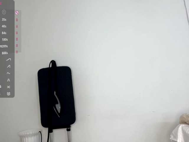 HanaHaeussler's BongaCams show and profile