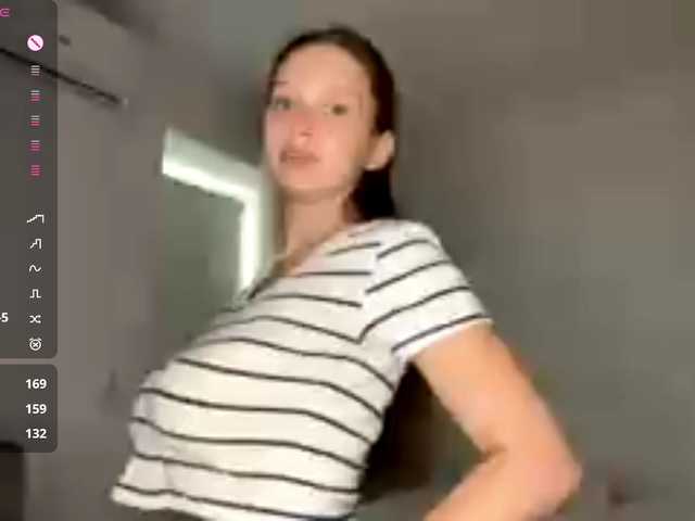 HanaHaeussler live cam on BongaCams