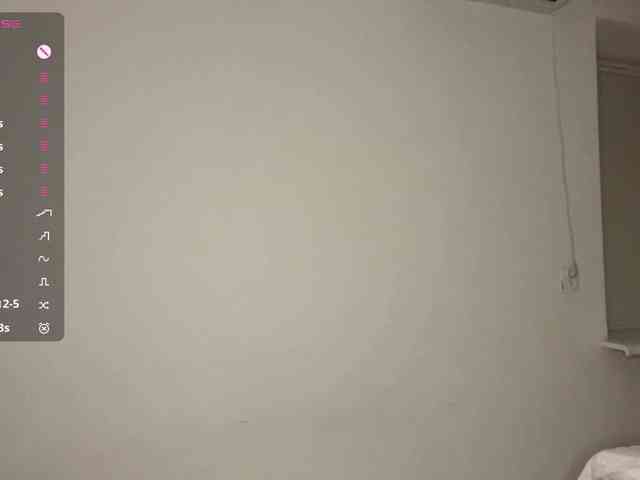 HanaHaeussler webcam