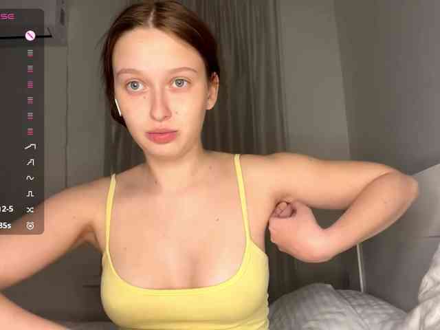 HanaHaeussler webcam