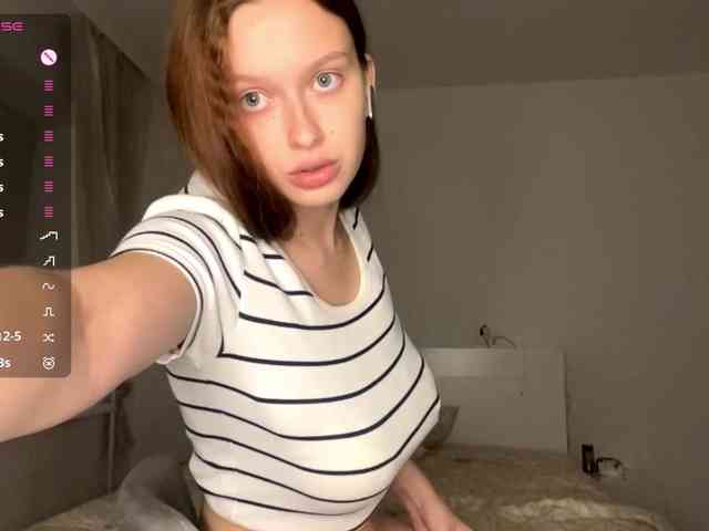 HanaHaeussler webcam
