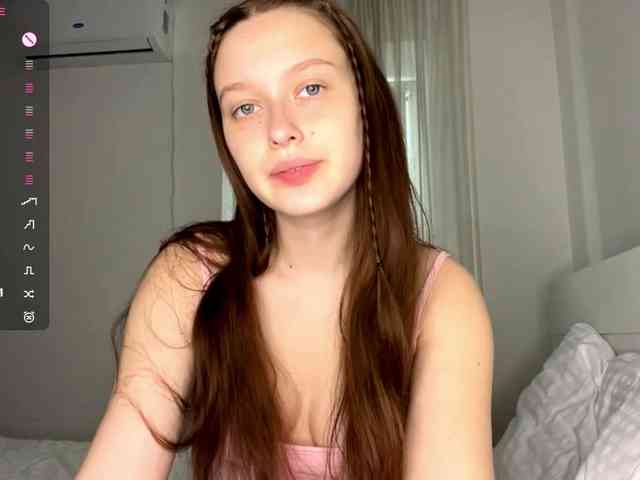 HanaHaeussler webcam