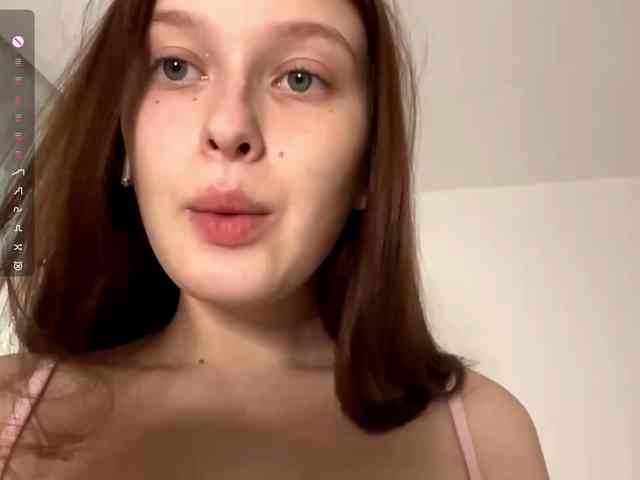 HanaHaeussler webcam