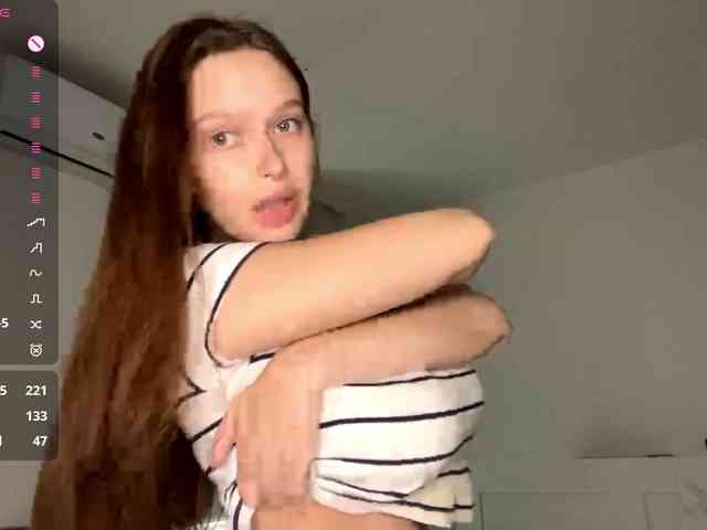 HanaHaeussler webcam