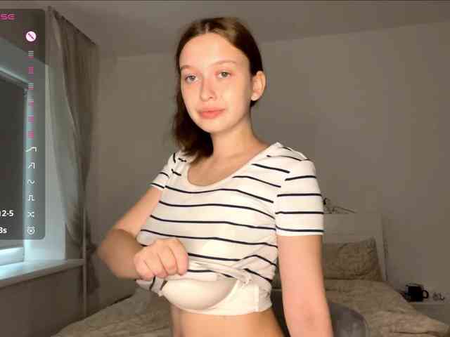 HanaHaeussler webcam