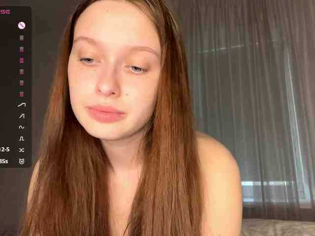 HanaHaeussler webcam