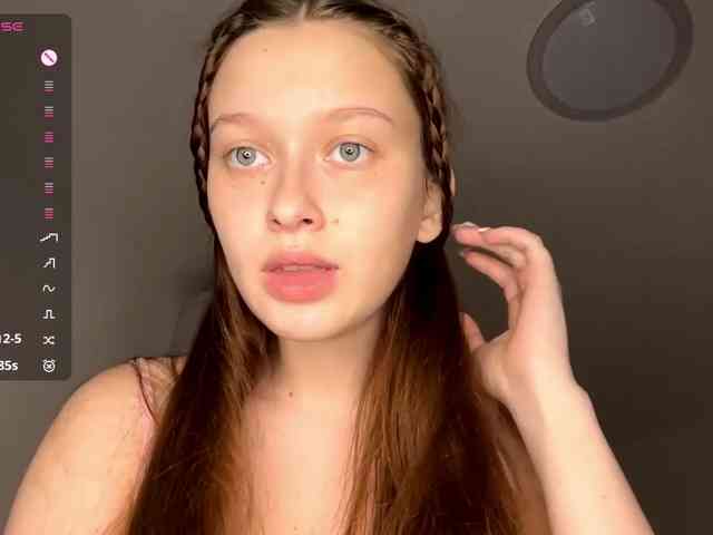 HanaHaeussler webcam