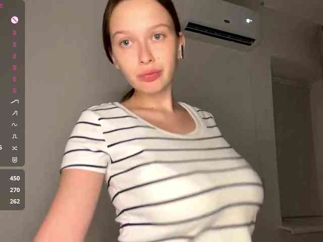 HanaHaeussler webcam