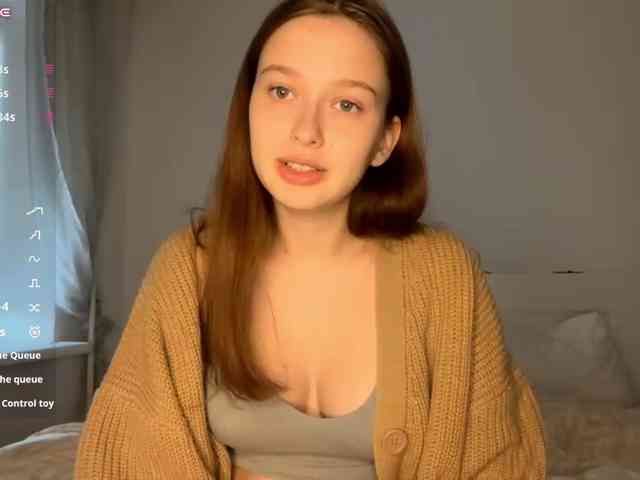 HanaHaeussler HanaHaeussler
