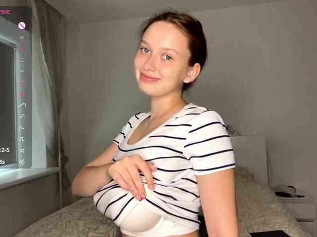 HanaHaeussler webcam
