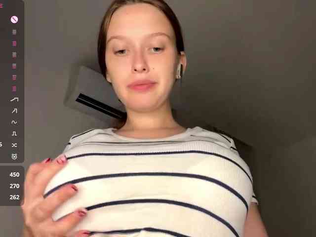 HanaHaeussler webcam