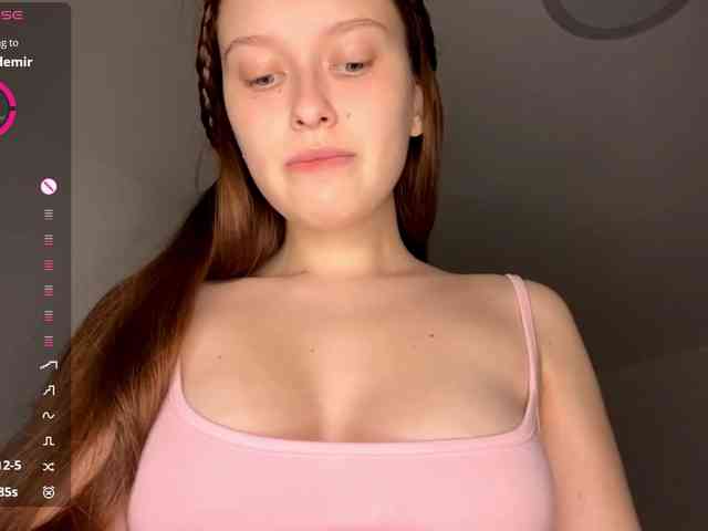 HanaHaeussler webcam