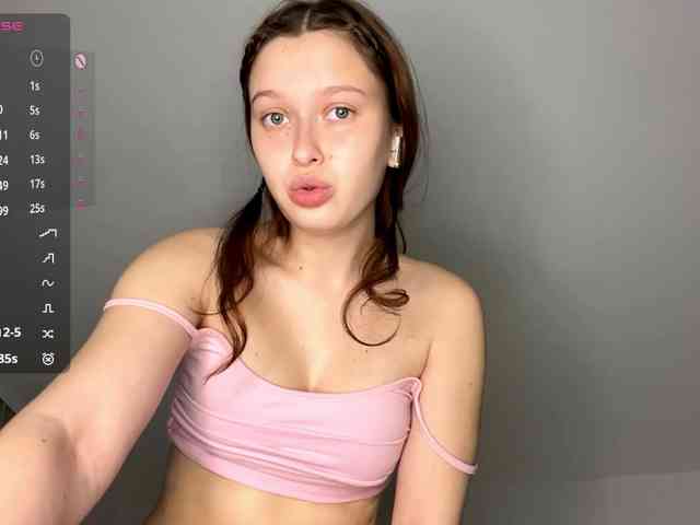HanaHaeussler webcam