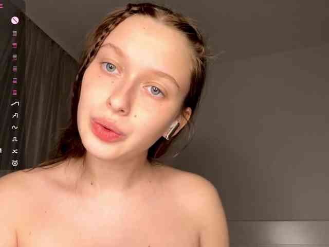 HanaHaeussler Live Webcam on BongaCams