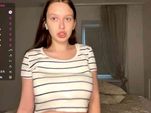 HanaHaeussler webcam