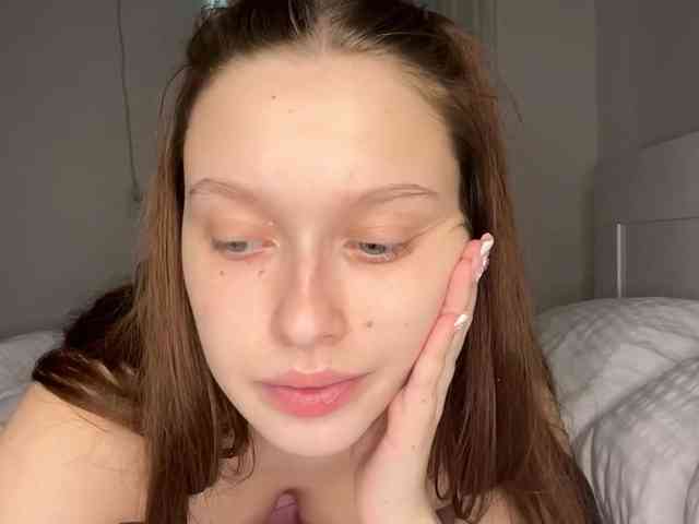 HanaHaeussler webcam