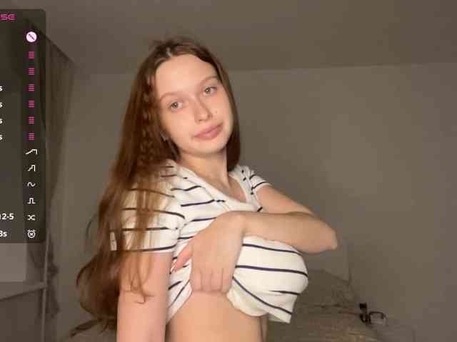 HanaHaeussler HanaHaeussler