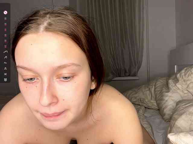 HanaHaeussler webcam