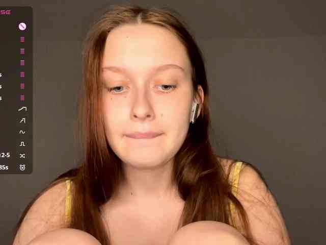 HanaHaeussler webcam