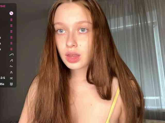 HanaHaeussler webcam