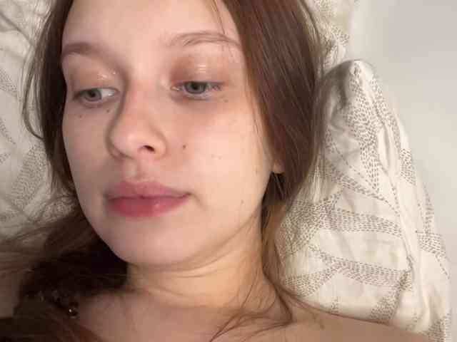 HanaHaeussler webcam