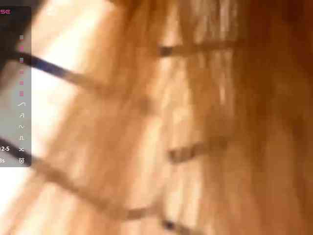 HanaHaeussler webcam