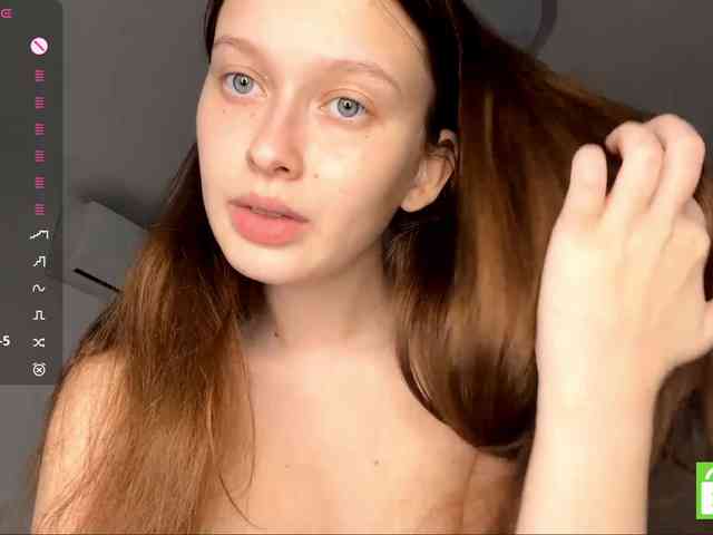 HanaHaeussler webcam