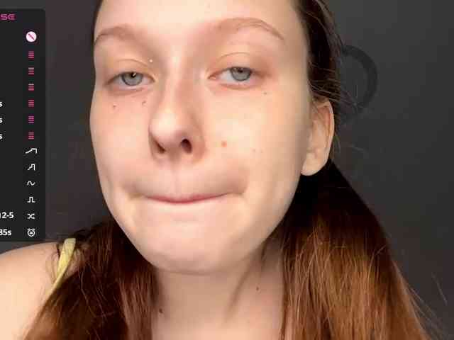 HanaHaeussler webcam