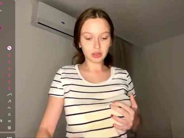 HanaHaeussler webcam