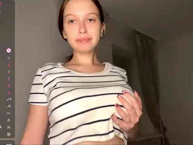 HanaHaeussler webcam