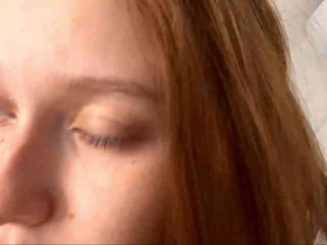 HanaHaeussler webcam