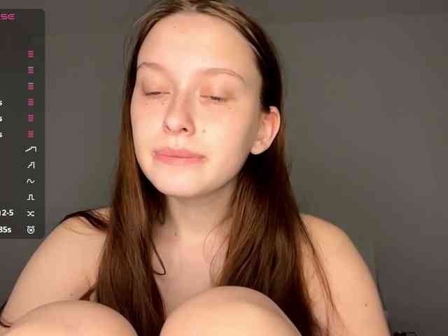 HanaHaeussler webcam