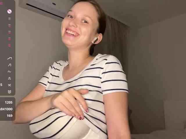 HanaHaeussler webcam