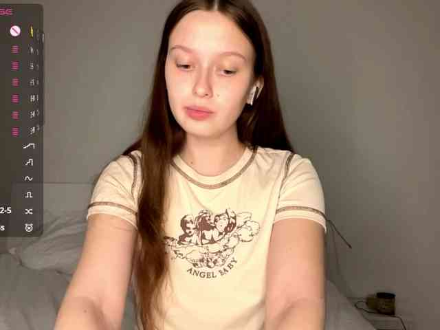 HanaHaeussler webcam
