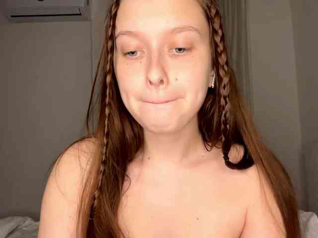 HanaHaeussler webcam