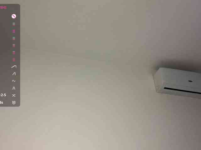 HanaHaeussler webcam