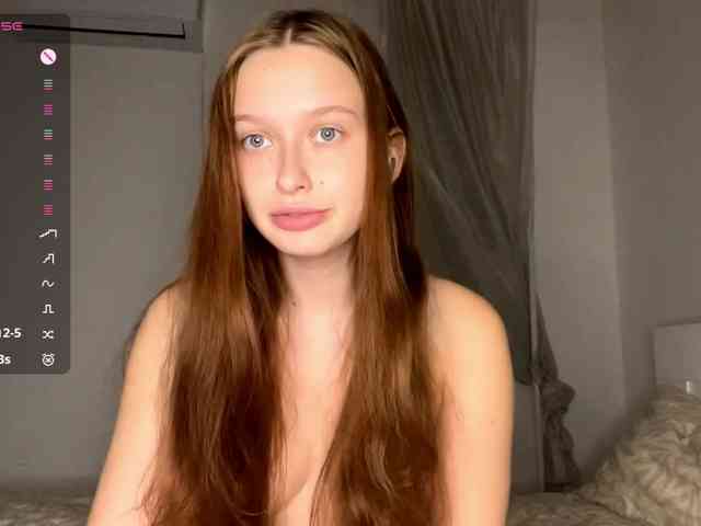 HanaHaeussler webcam