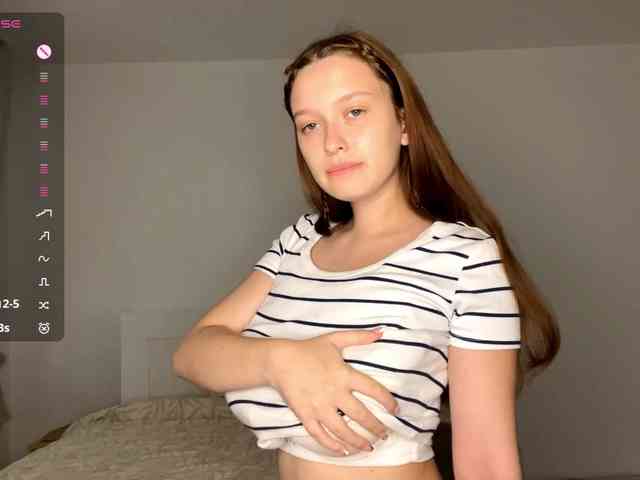 Model: HanaHaeussler
