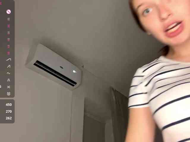 HanaHaeussler webcam